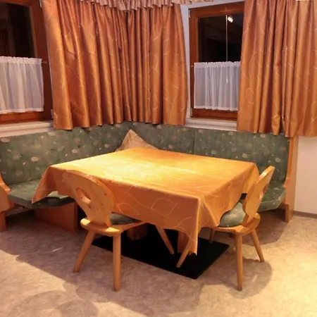 Haus Ferienglueck 公寓